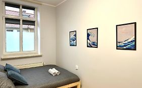 Mmrent Tsunami Room